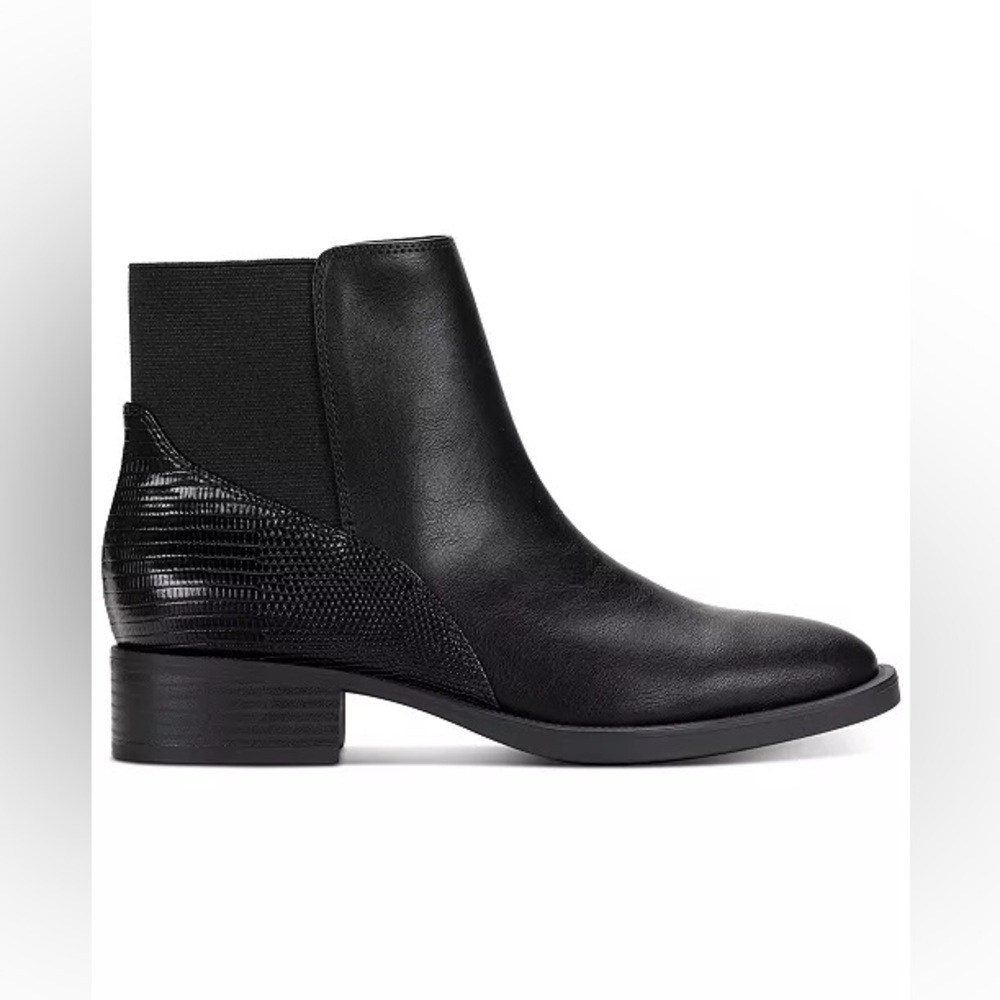 Style & Co
Women's Edwinaa Gore Booties BRAND NEW IN BOX‼️ Size 8M Color Black - Picture 3 of 16